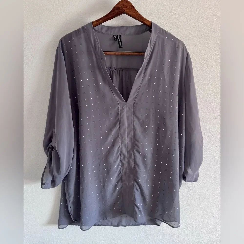 Maurice’s Plus Sheer Studded Blouse Grey & Silver 3/4 Sleeve Holiday Classic